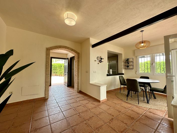 Image No.27-3 Bed Villa for sale