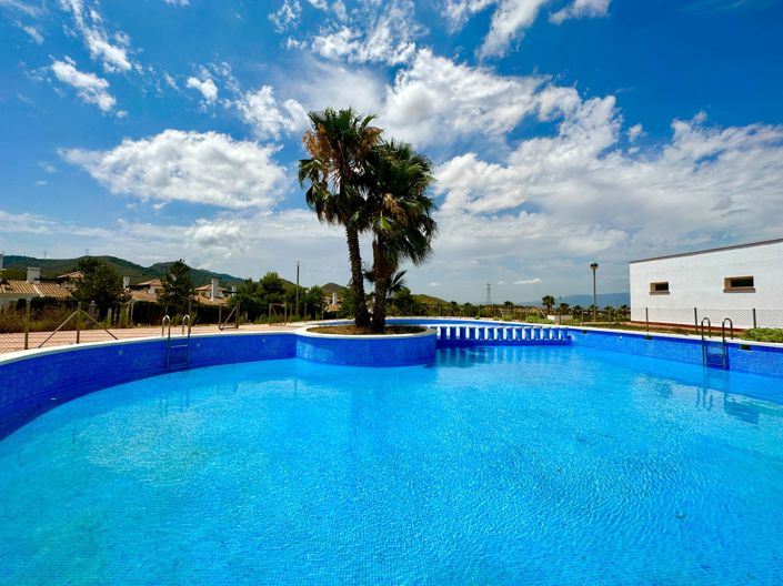 Image No.83-3 Bed Villa for sale