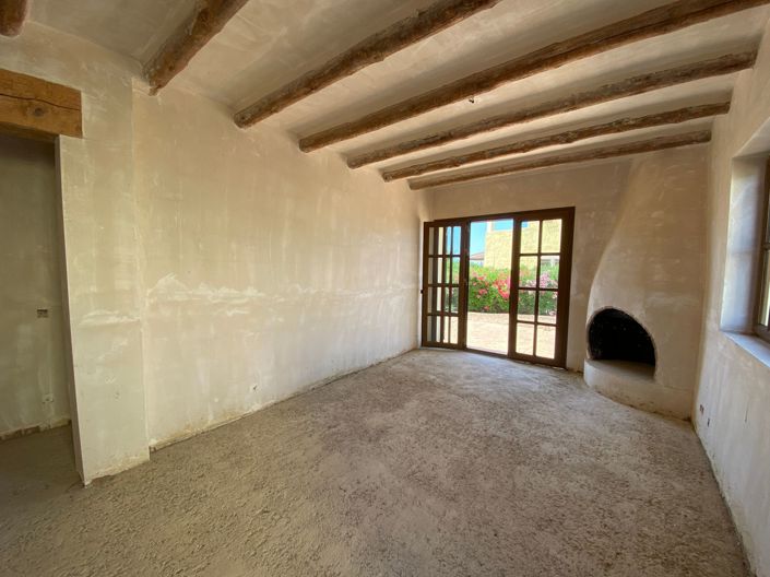 Image No.17-3 Bed Property for sale