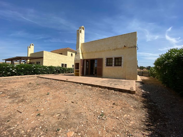 Image No.3-3 Bed Property for sale