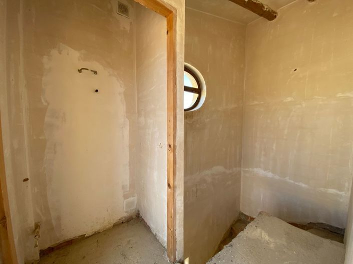 Image No.27-3 Bed Property for sale