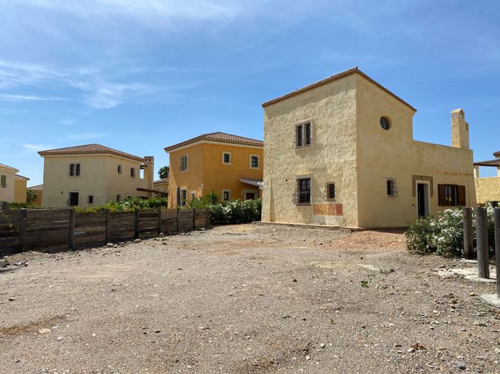 Image No.4-3 Bed Property for sale