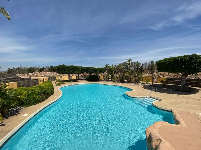 Image No.50-3 Bed Property for sale