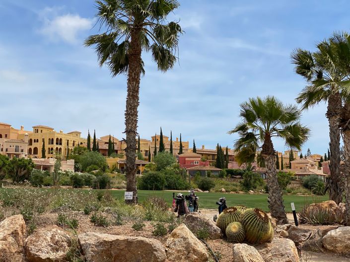 Image No.56-3 Bed Property for sale