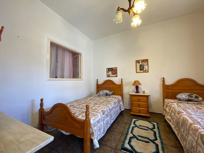 Image No.12-3 Bed House for sale