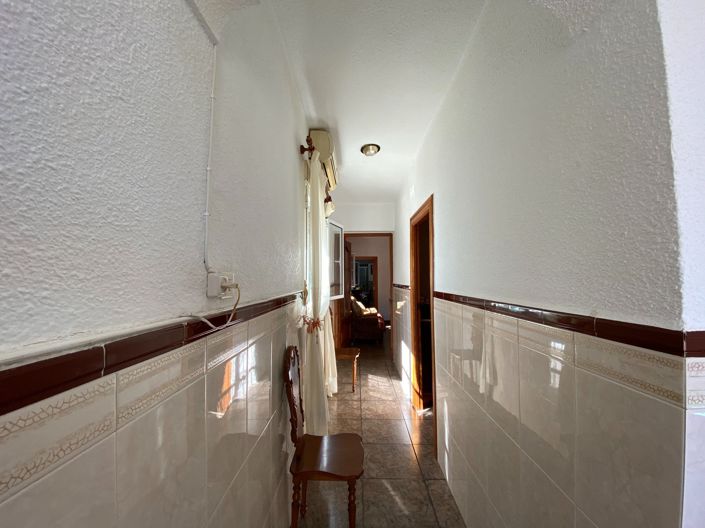 Image No.16-3 Bed House for sale