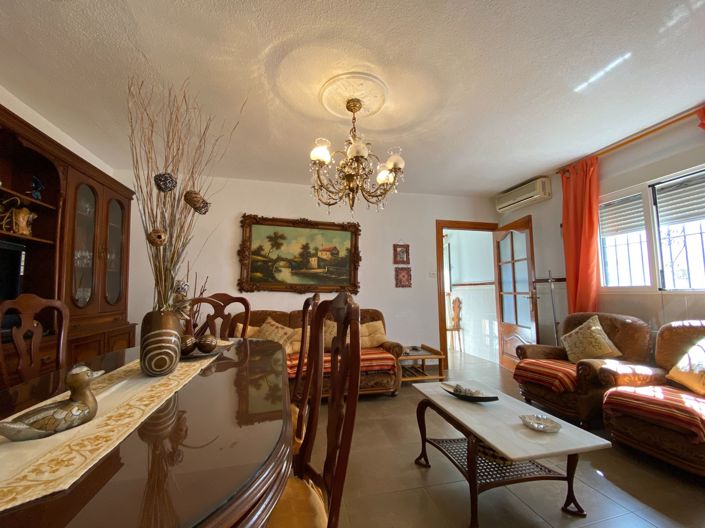 Image No.24-3 Bed House for sale