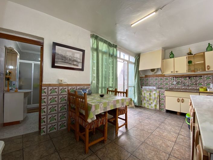 Image No.33-3 Bed House for sale