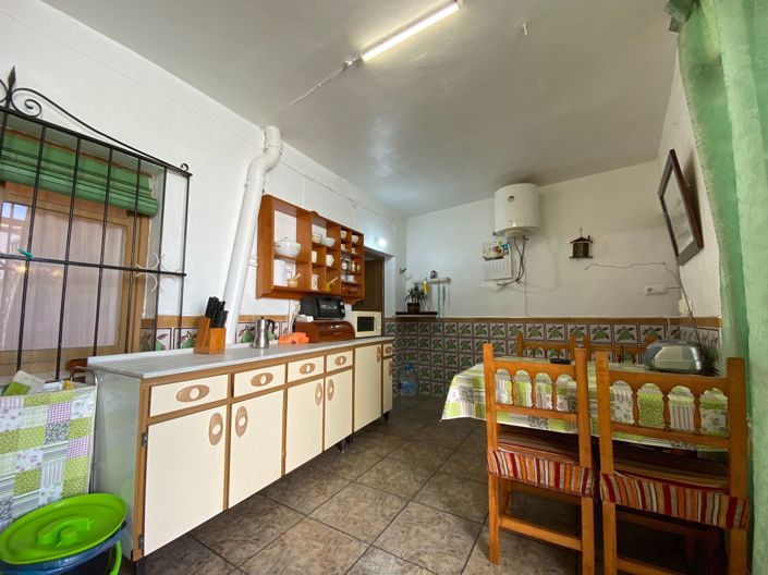 Image No.35-3 Bed House for sale