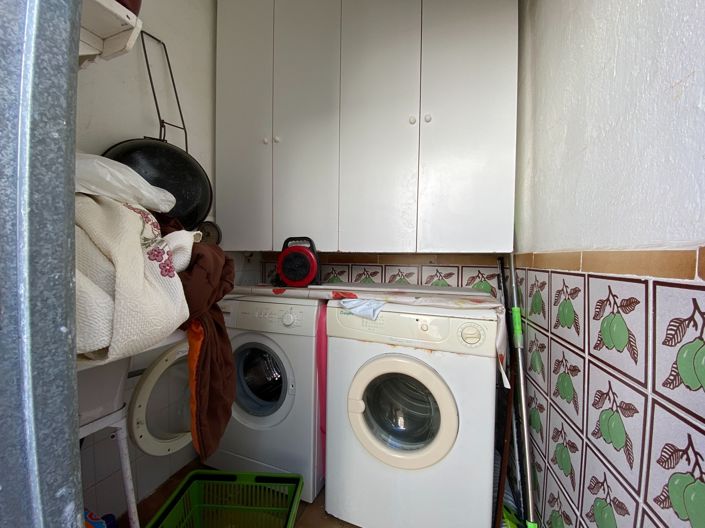 Image No.41-3 Bed House for sale