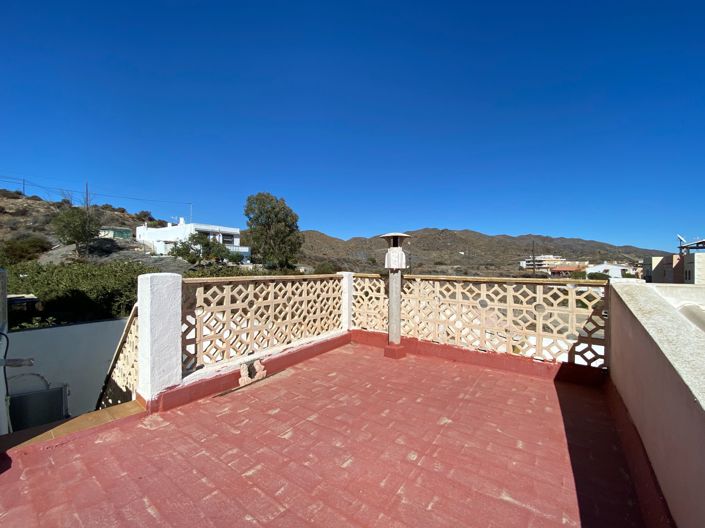 Image No.45-3 Bed House for sale