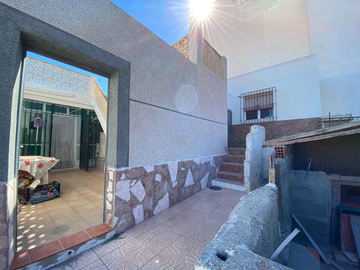 Image No.50-3 Bed House for sale