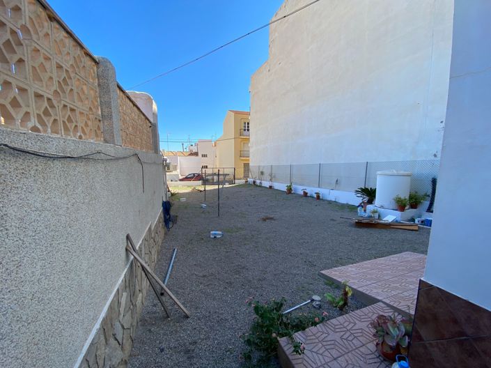 Image No.53-3 Bed House for sale