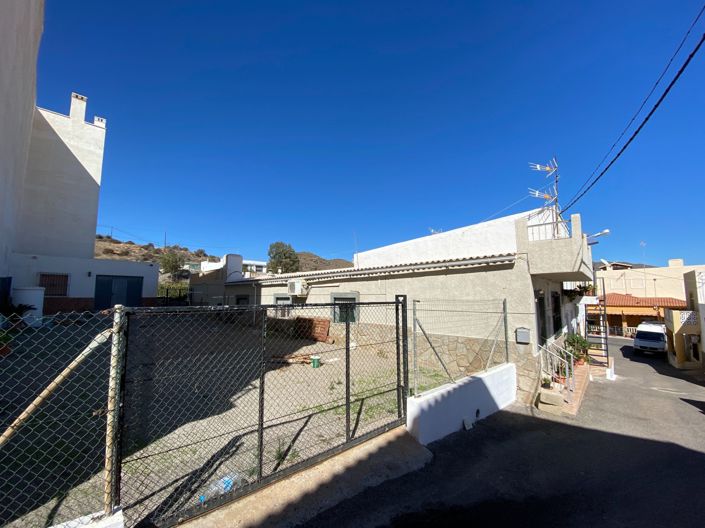 Image No.57-3 Bed House for sale