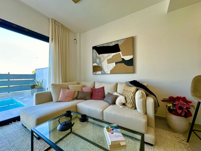 Image No.11-3 Bed Villa for sale