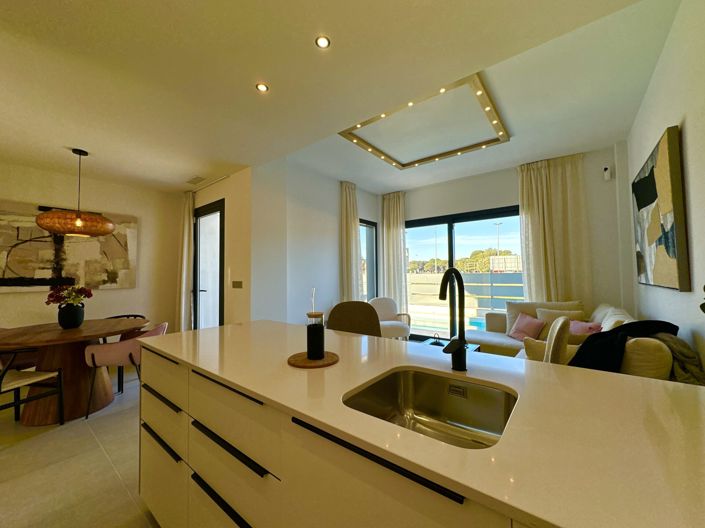 Image No.20-3 Bed Villa for sale