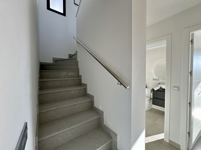 Image No.46-3 Bed Villa for sale