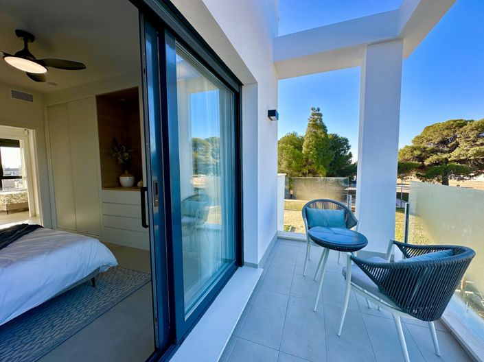 Image No.69-3 Bed Villa for sale