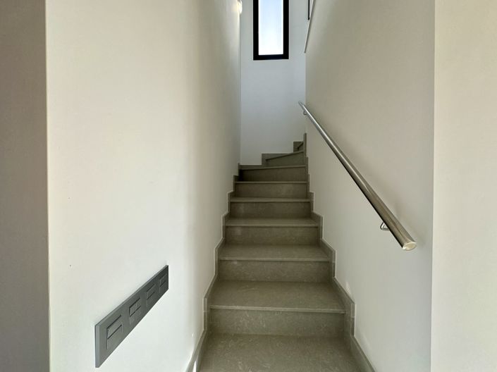 Image No.73-3 Bed Villa for sale