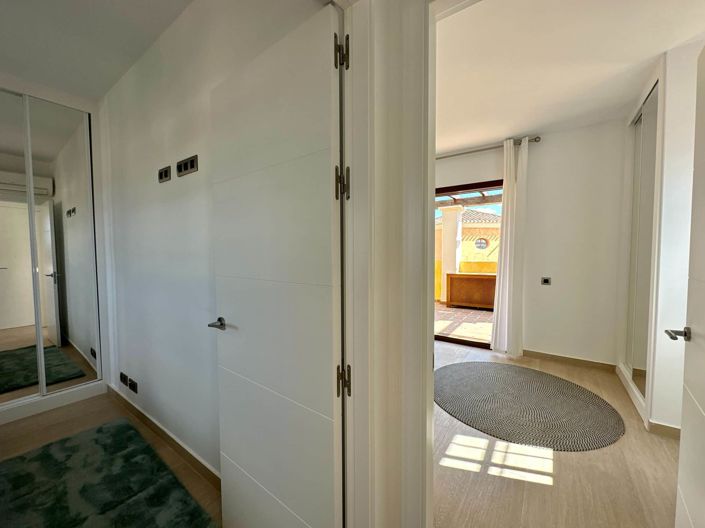 Image No.48-4 Bed Property for sale