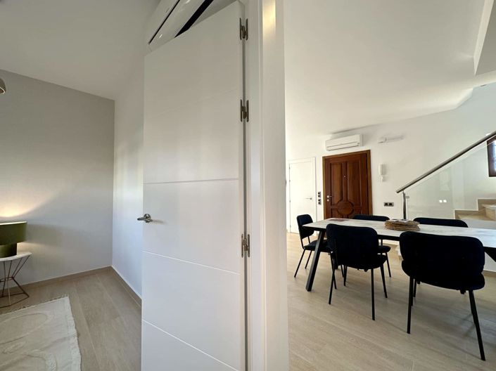 Image No.58-4 Bed Property for sale