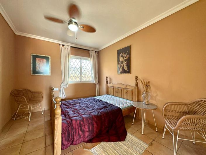 Image No.54-6 Bed Villa for sale