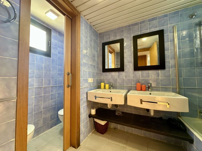 Image No.33-3 Bed Bungalow for sale