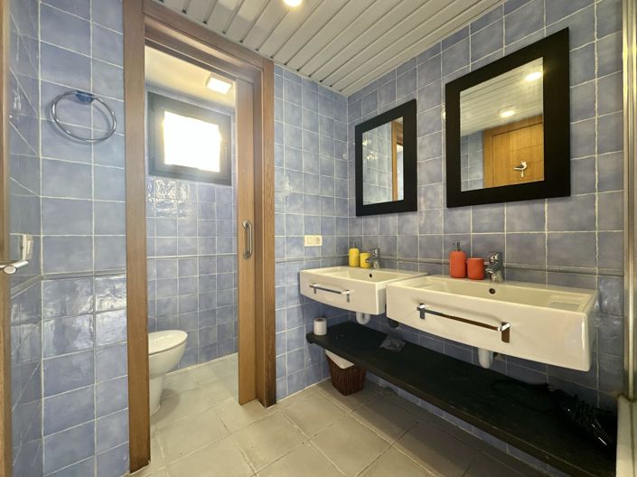 Image No.40-3 Bed Bungalow for sale