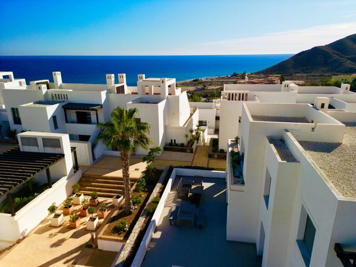 Image No.79-3 Bed Bungalow for sale