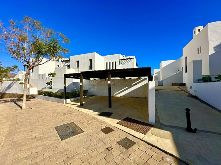 Image No.85-3 Bed Bungalow for sale