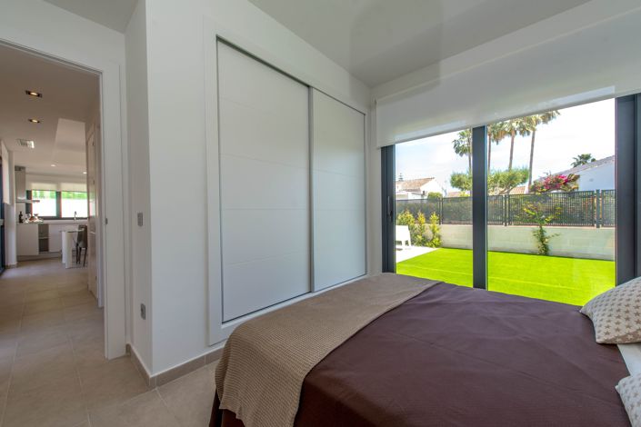 Image No.43-3 Bed Villa for sale