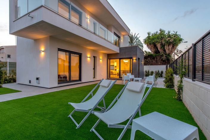 Image No.60-3 Bed Villa for sale