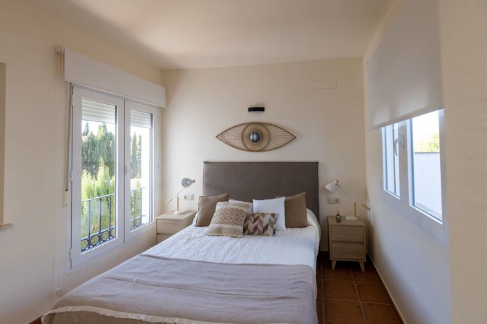 Image No.41-2 Bed Villa for sale