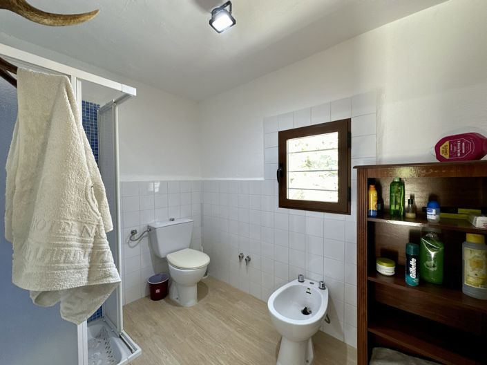 Image No.116-6 Bed Villa for sale