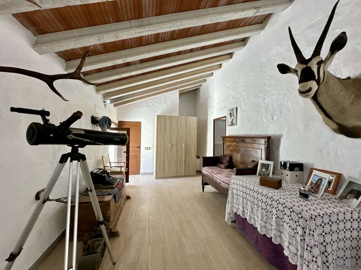 Image No.122-6 Bed Villa for sale