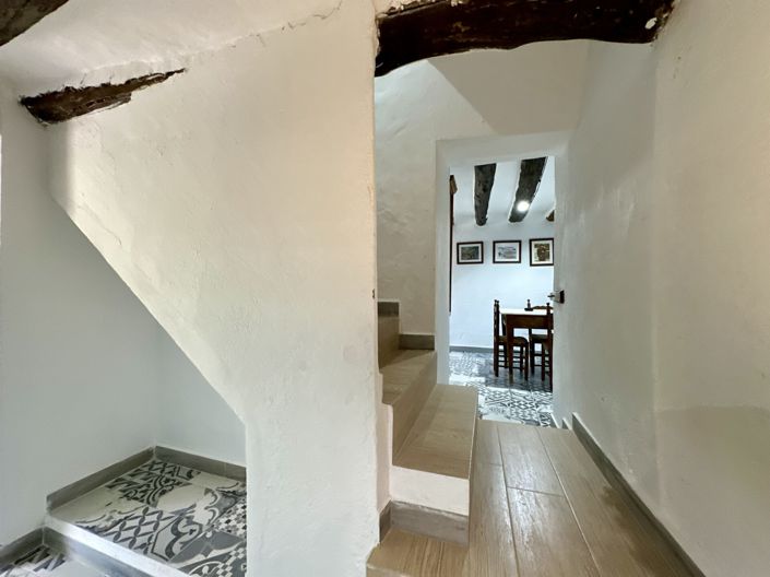 Image No.63-6 Bed Villa for sale