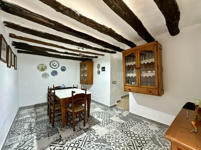 Image No.65-6 Bed Villa for sale