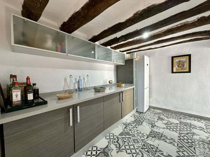 Image No.67-6 Bed Villa for sale