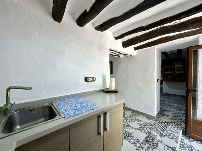 Image No.74-6 Bed Villa for sale