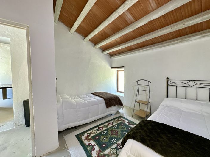 Image No.94-6 Bed Villa for sale