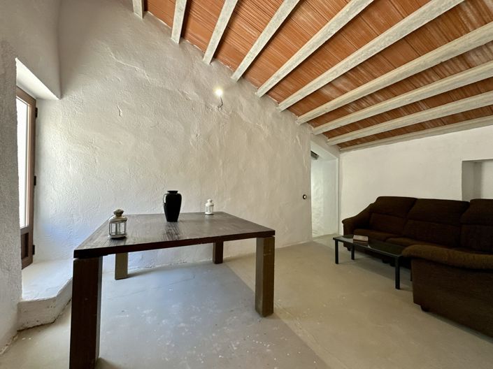 Image No.97-6 Bed Villa for sale