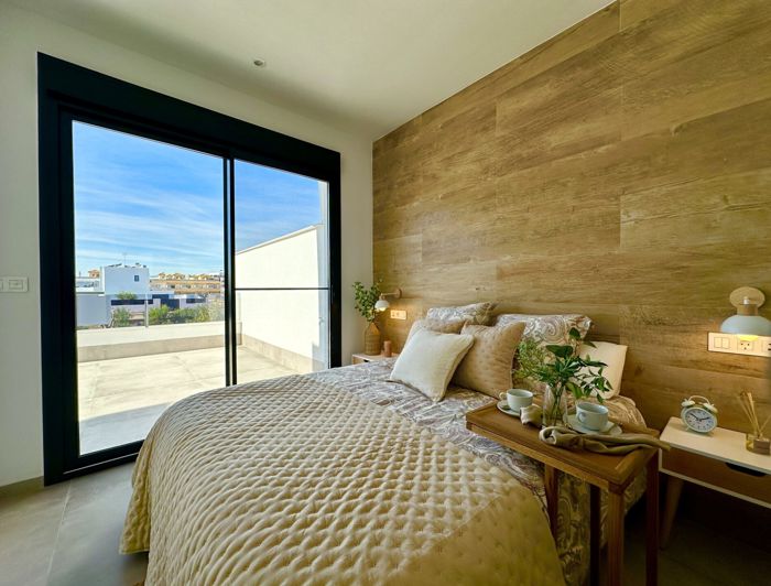 Image No.22-3 Bed Villa for sale