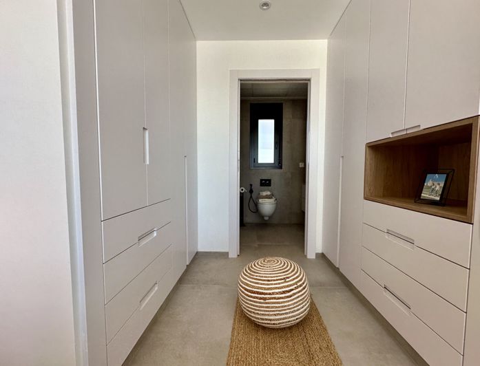 Image No.27-3 Bed Villa for sale