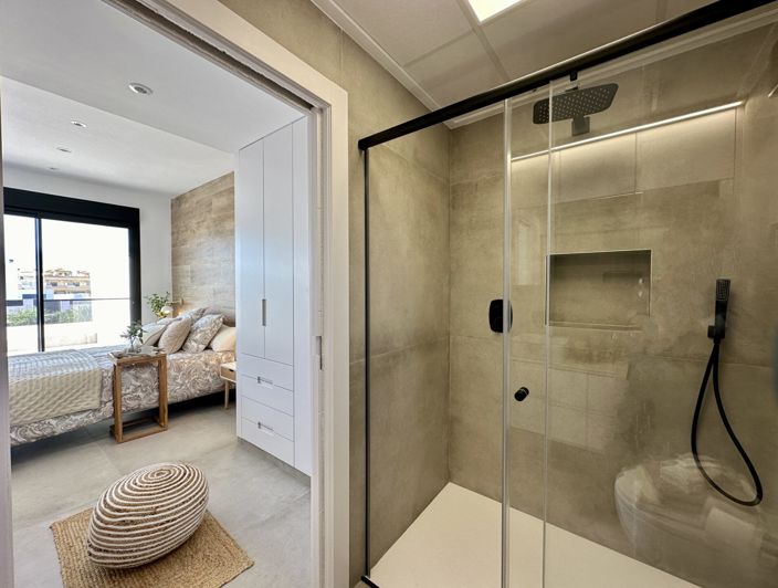 Image No.31-3 Bed Villa for sale