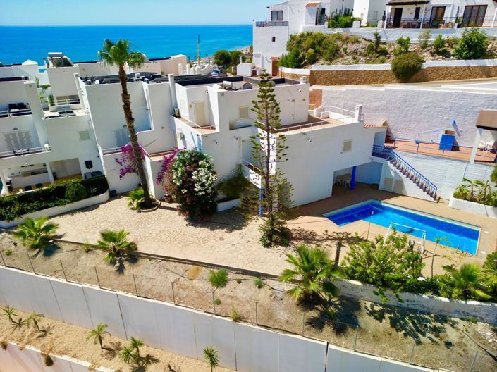 Image No.110-4 Bed Villa for sale