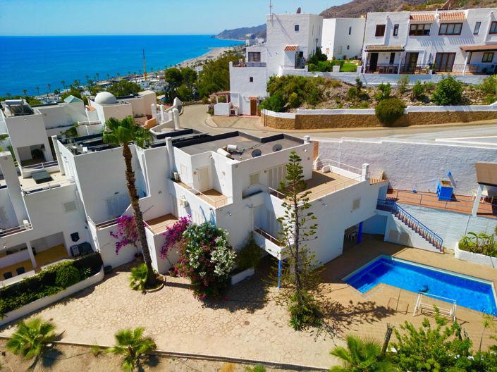 Image No.119-4 Bed Villa for sale