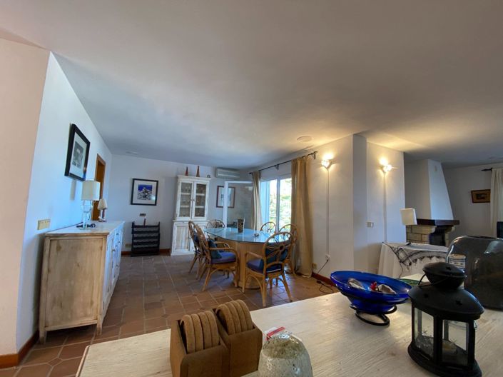 Image No.14-4 Bed Villa for sale