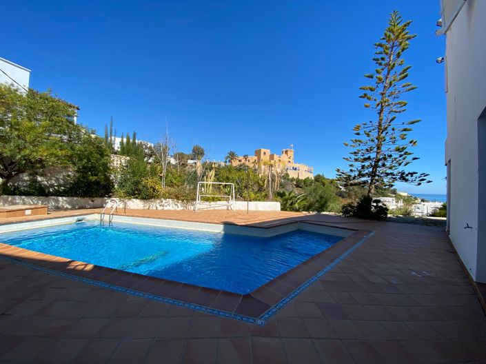 Image No.133-4 Bed Villa for sale