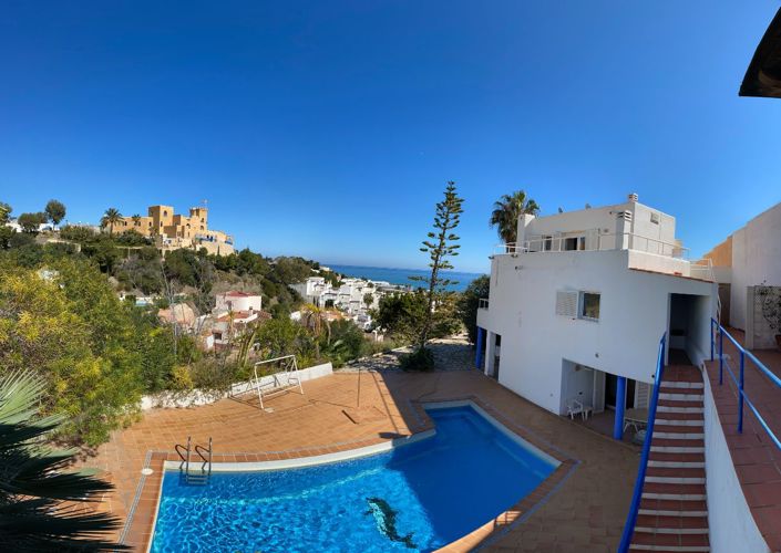 Image No.137-4 Bed Villa for sale