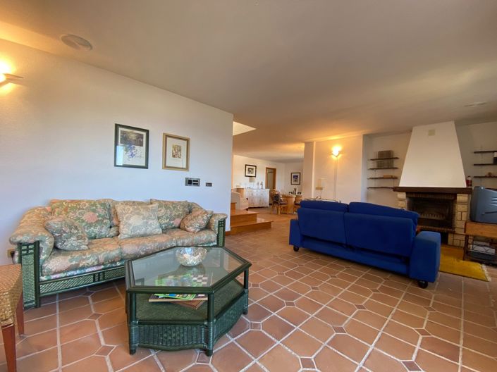 Image No.32-4 Bed Villa for sale